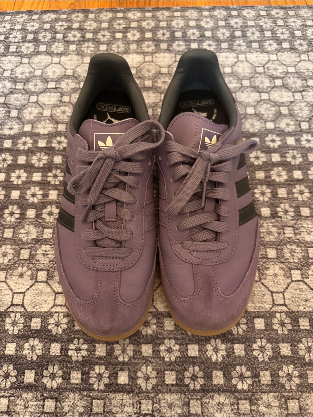 adidas Men’s Lavender Leather Sneakers with Black Stripes